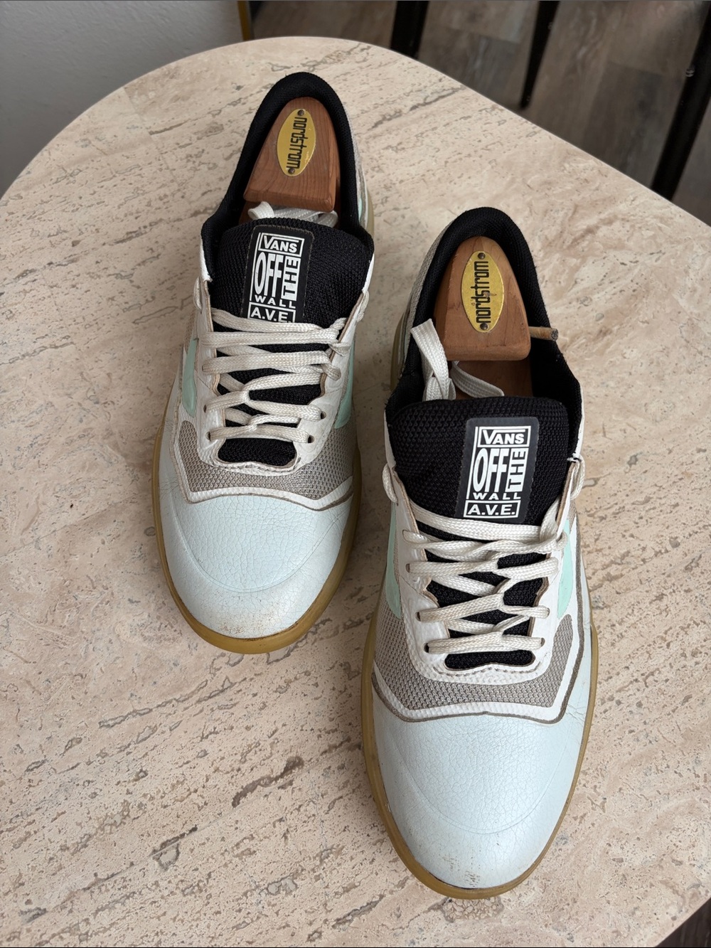 Vans Low-Top Sneakers in White, Mint & Gum size 8